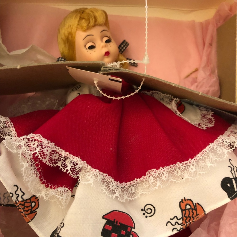 Madame Alexander “Put the Kettle on” Doll!